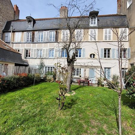 La Cour Du Chateau La Charite-sur-Loire Ngoại thất bức ảnh