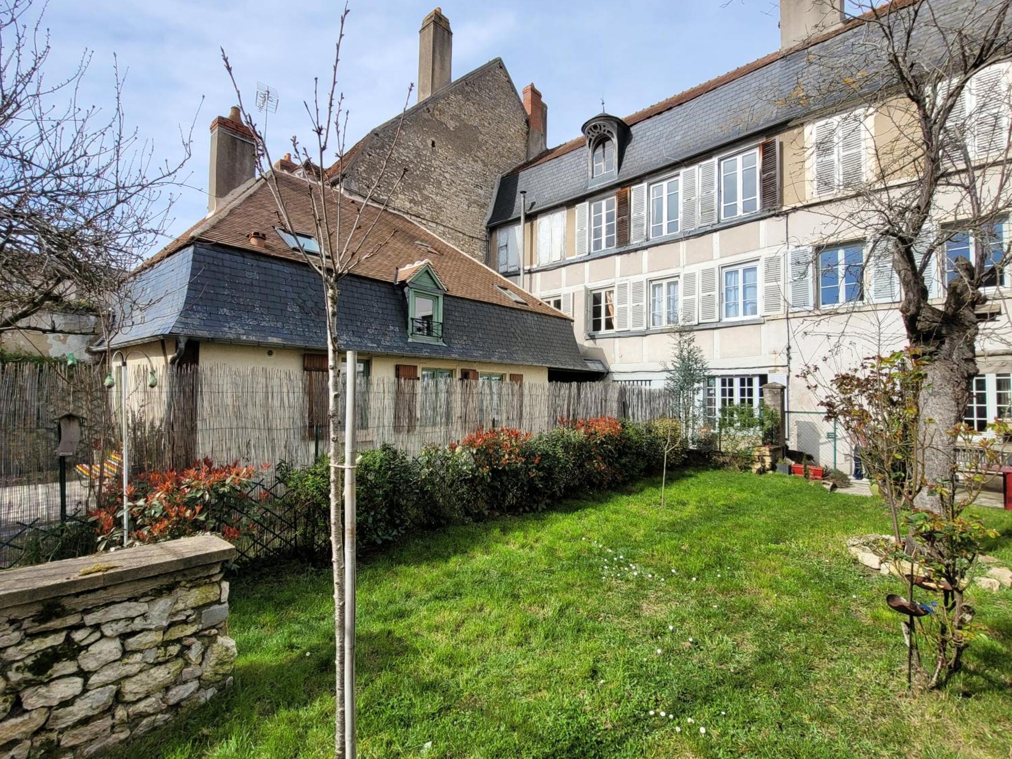 La Cour Du Chateau La Charite-sur-Loire Ngoại thất bức ảnh
